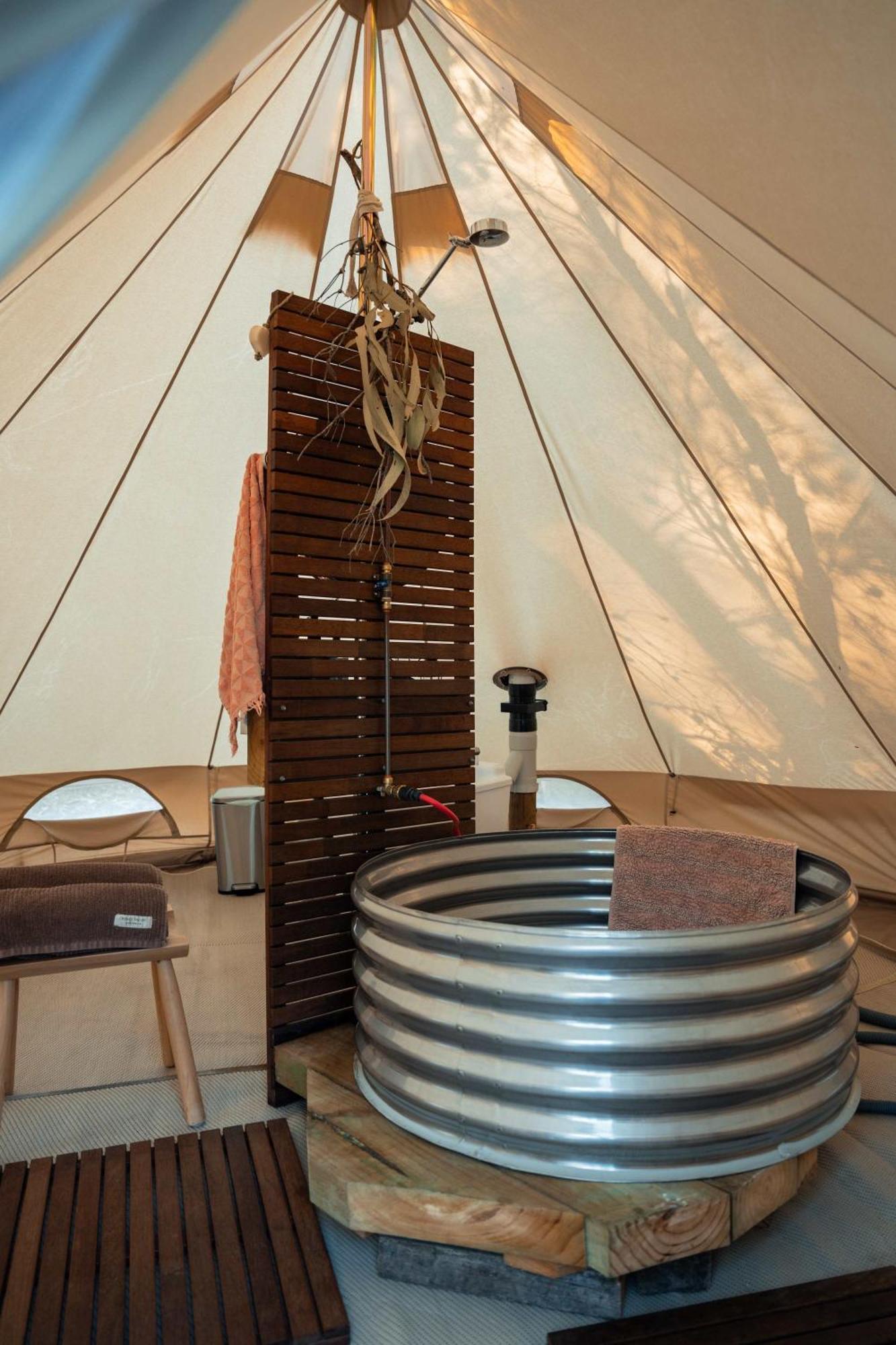 科尔斯湾 Numie - Freycinet Peninsula - Glamping - Heated - Waterfront酒店 外观 照片